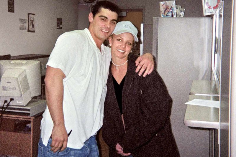 Britney Spears & Jason Alexander — 55 Hours