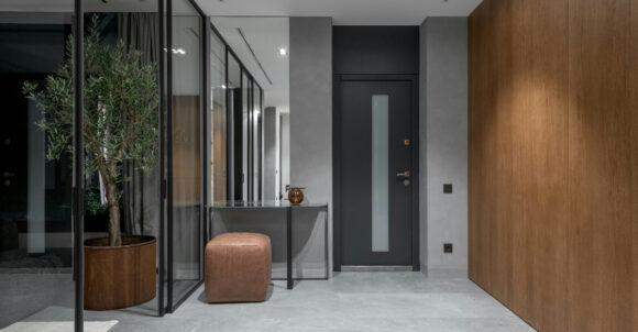 The Hallway Decorating Choices That Designers Quietly Dislike