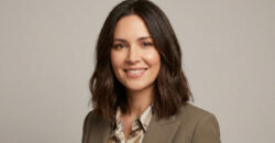 12 Haircuts That Frame the Face in the Most Flattering Way