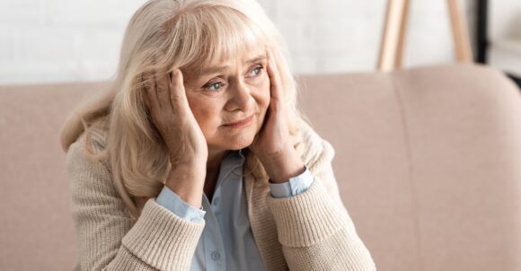 7 Common Habits Neurologists Say Can Increase Dementia Risk Over Time