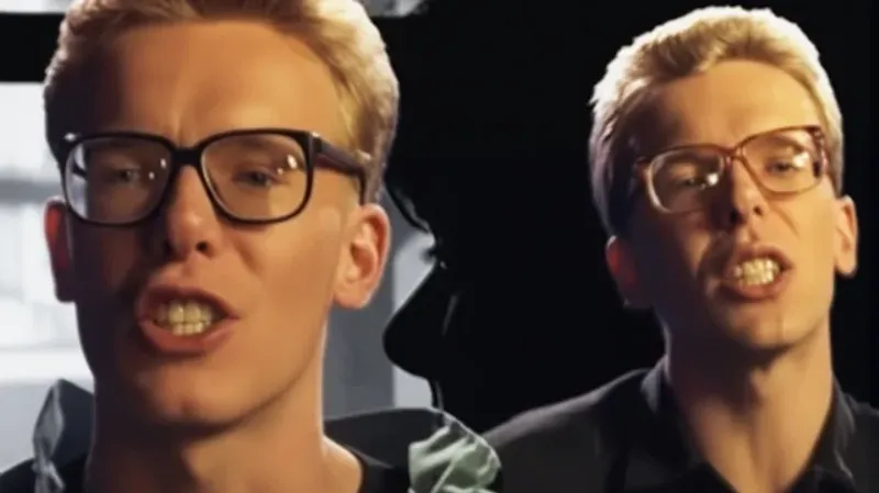 The Proclaimers — I'm Gonna Be (500 Miles)