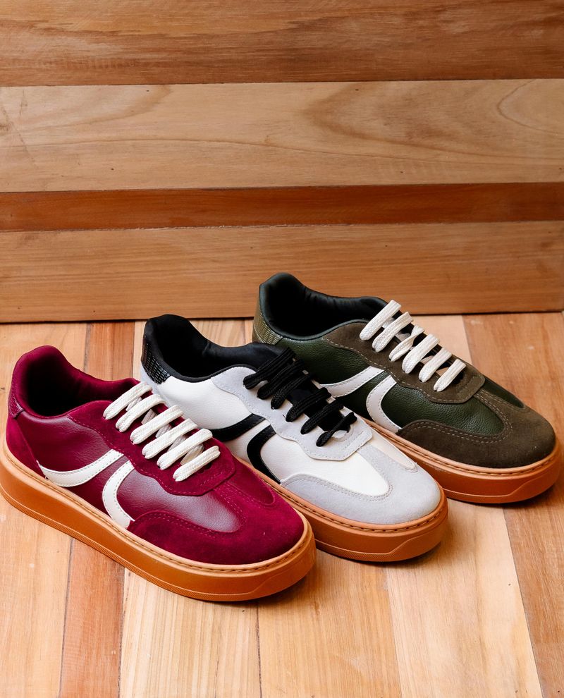 Slim Retro Sneakers