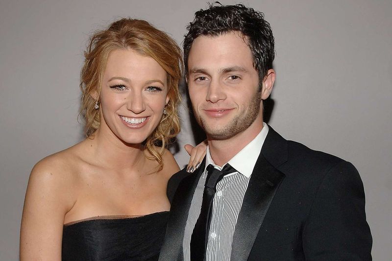 Blake Lively and Penn Badgley Didn't Tell the Gossip Girl Cast They Were No Longer Dating