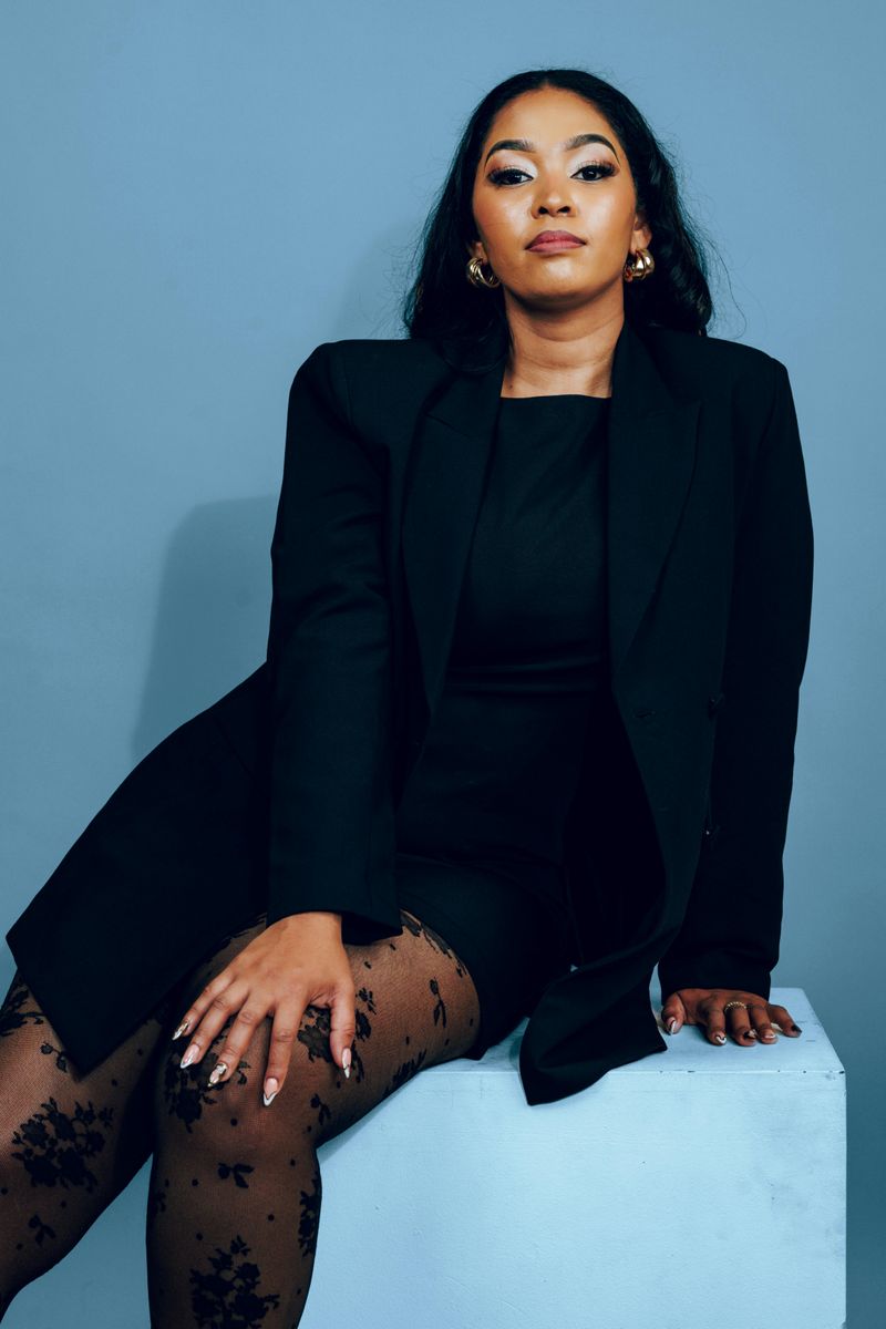 Tailored Blazer with Structured Shoulders