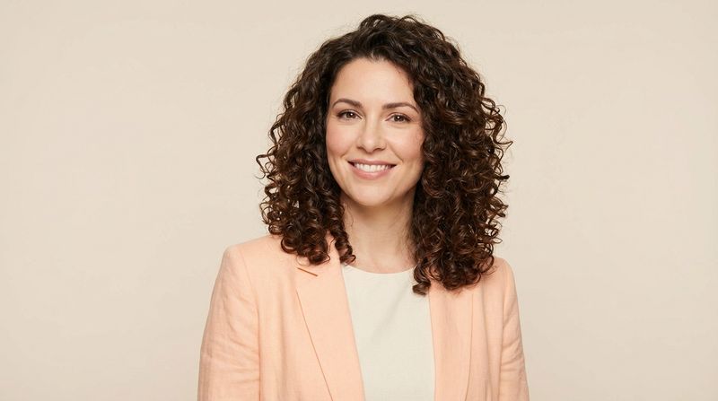 Curly-Friendly Deva Cut