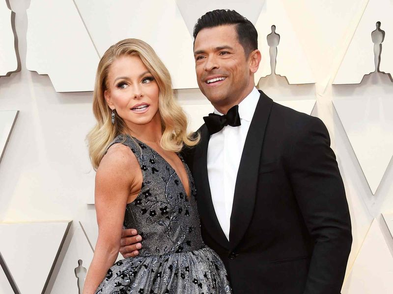 Kelly Ripa and Mark Consuelos