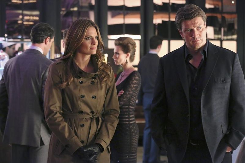 Nathan Fillion & Stana Katic (Castle) - Kept Apart for a Reason