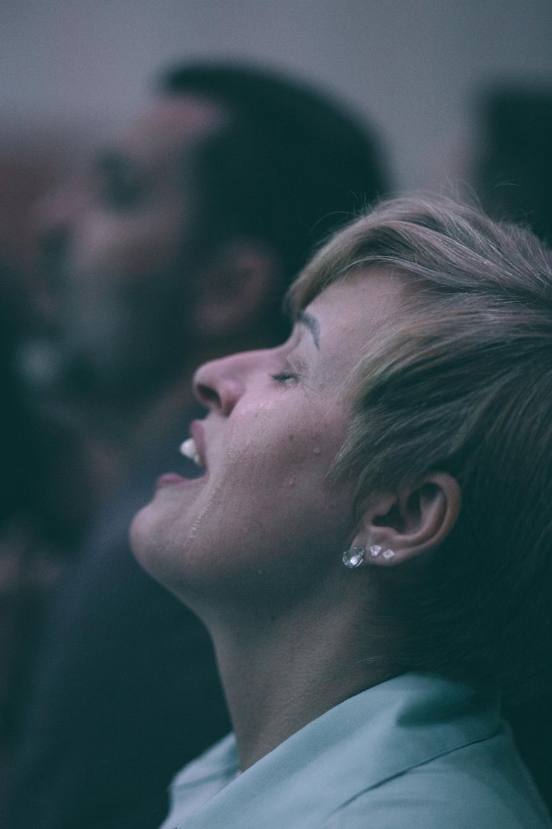 Maintains Unhealthy Relationship Patterns