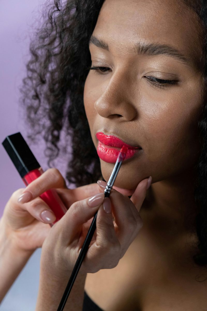 Make DIY Lip Gloss with Eyeshadow Pigment and Lip Balm