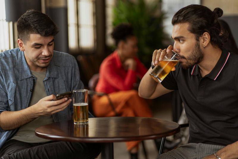 Many Men Feel They Are Competing With a Fantasy