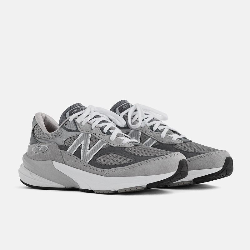 New Balance 990v6