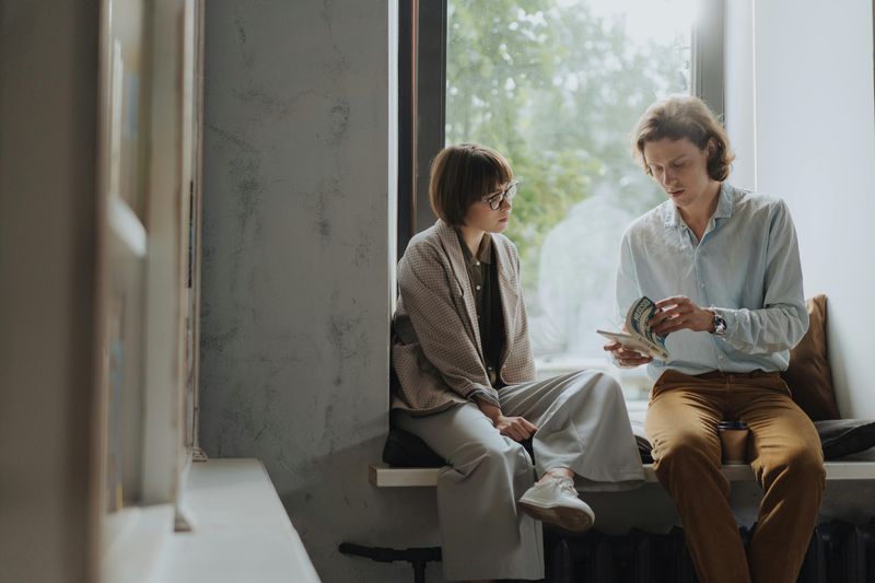 She Finds Reasons to Start Small Conversations