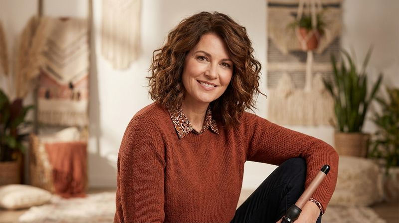 Soft Curls and Waves