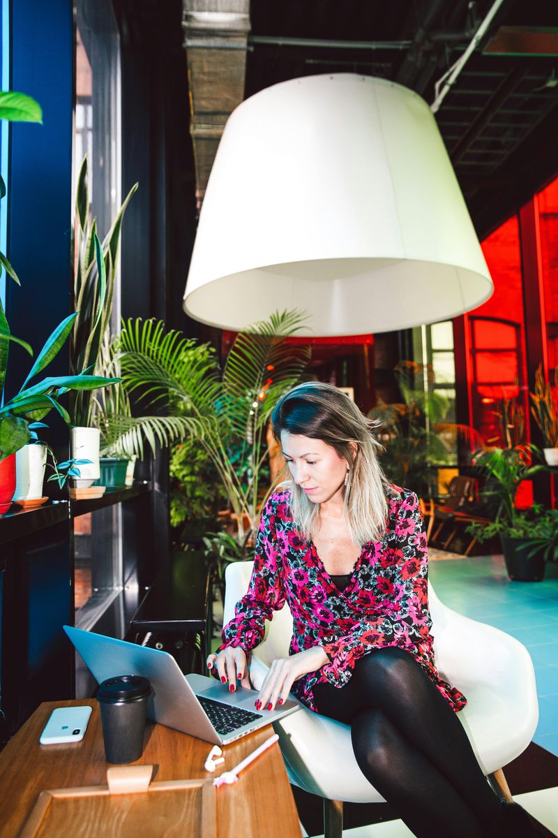 Switching Tasks Feels Like a Disruption