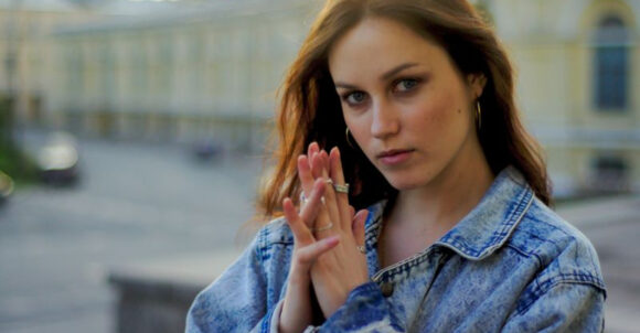 If You Relate to These Behaviors, Chances Are You Come Off as Intimidating