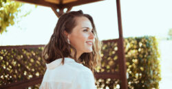 These 10 Habits Quietly Separate Elegant Women From the Rest