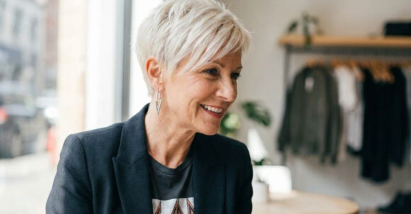 8 Chic Hairstyles for Women Over 60 That Camouflage Thinning and Add Body