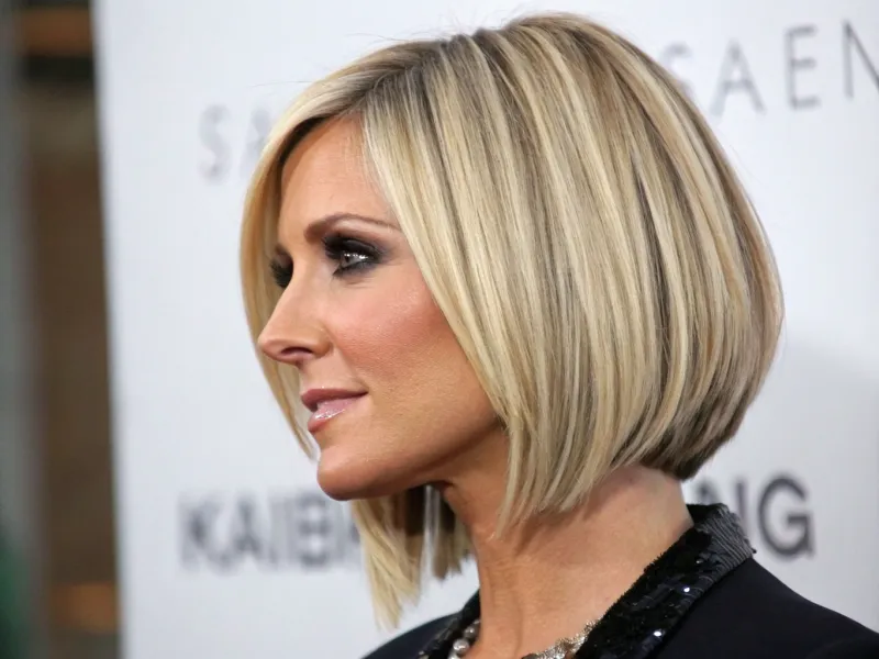 Blunt Lob with Subtle Layers