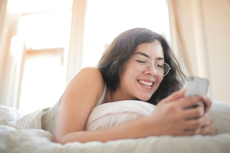 Bring Positive Emotion Into the Chat