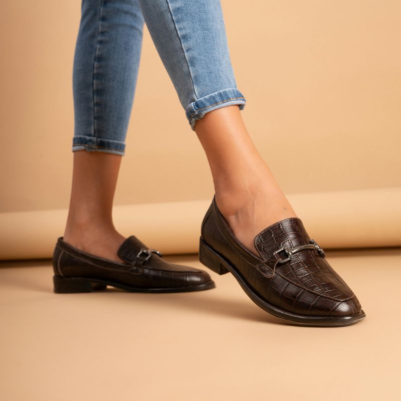 Clean, Quality Footwear
