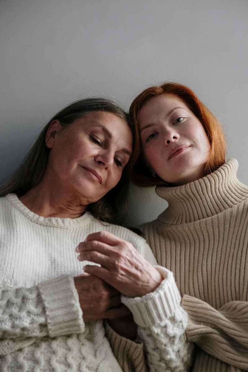 Emotional Closeness Naturally Ebbs and Flows — That's Not a Warning Sign