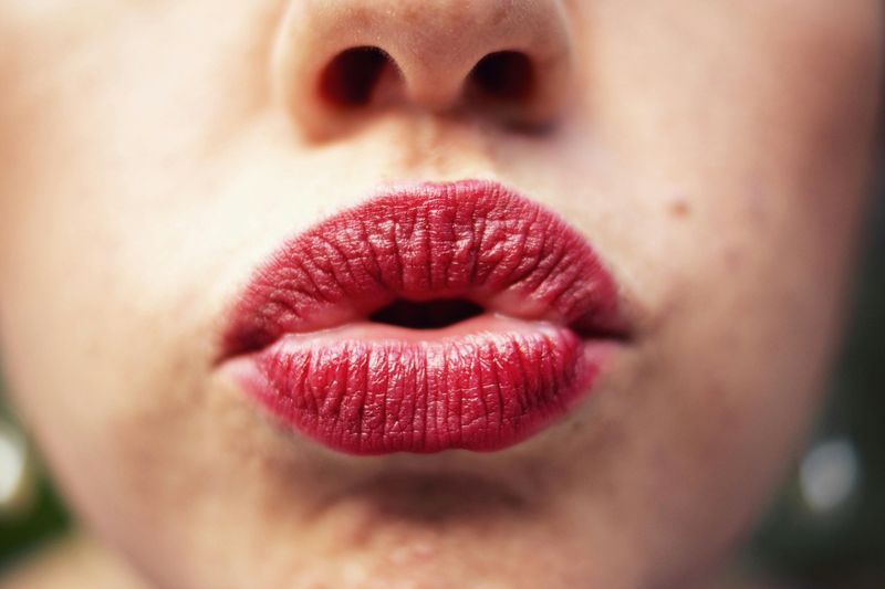 Extreme Overlining of Lips