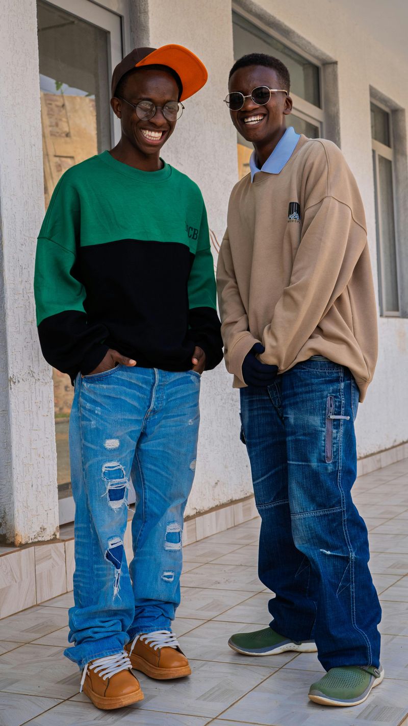 Fashion Trends Spread Without Social Media