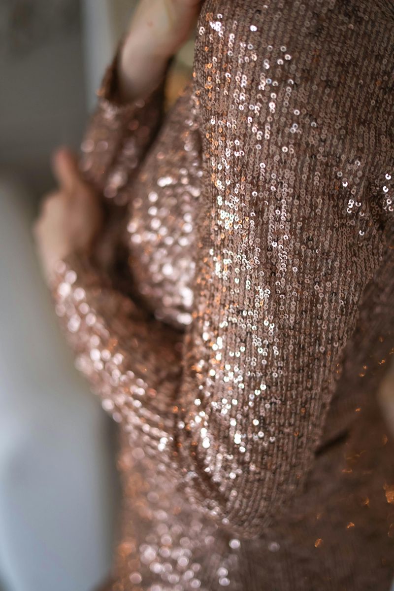 Head-to-Toe Sequins for Day Weddings
