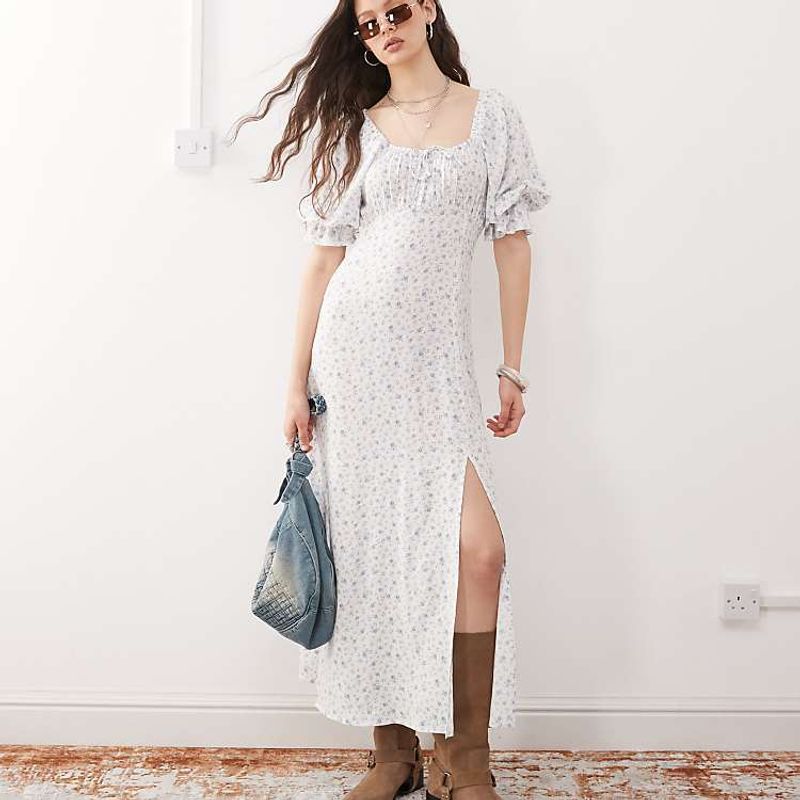 Miss Selfridge Petite Maxi Tea Dress in Blue Floral Print — ASOS