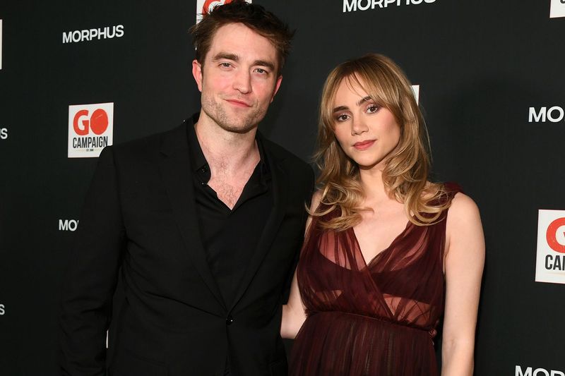 Robert Pattinson and Suki Waterhouse