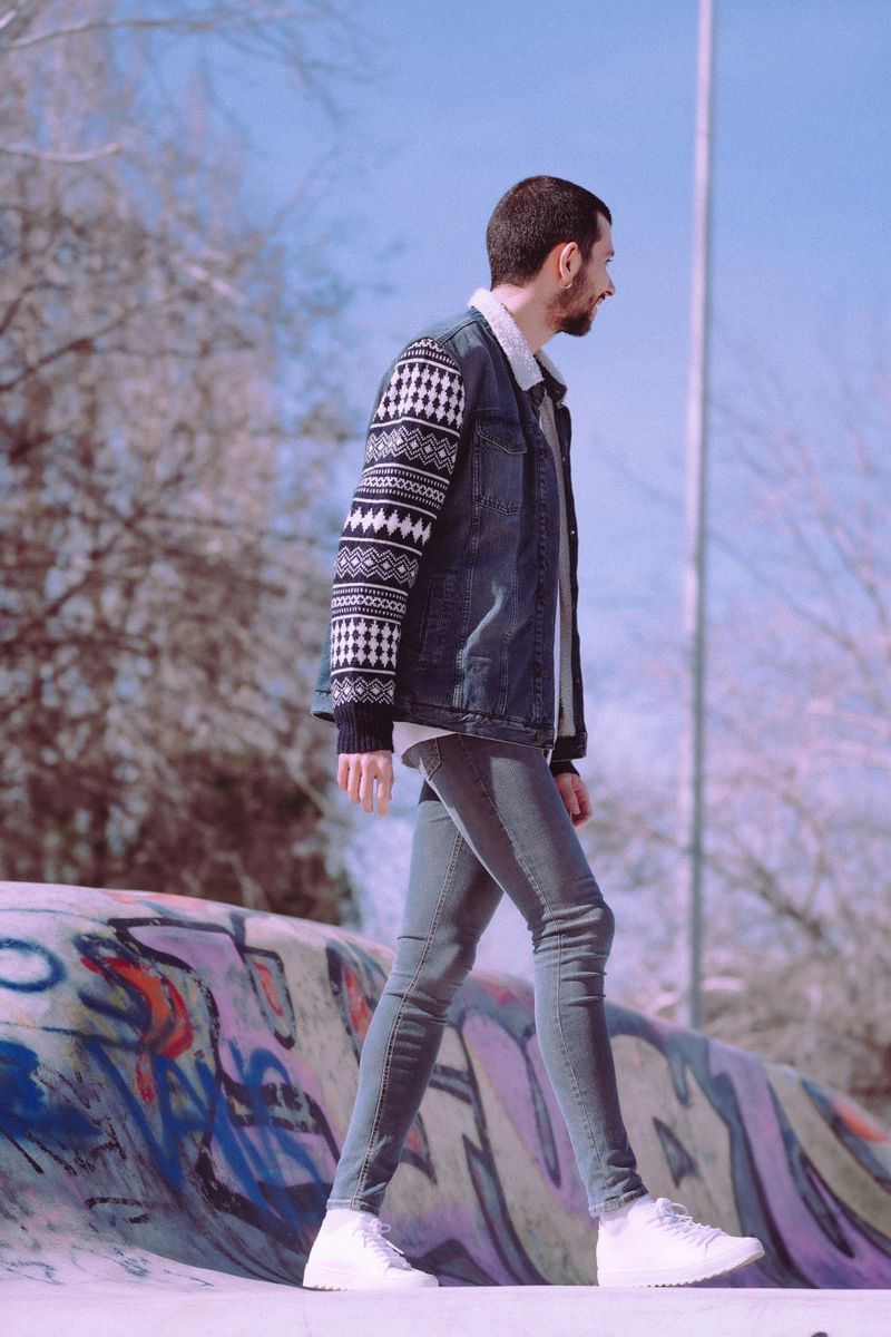 Skinny Jeans That Cut Circulation