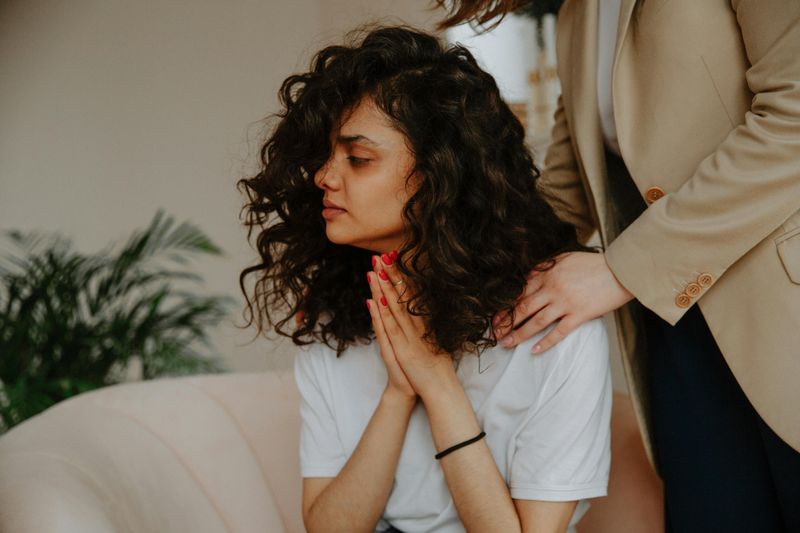 Struggling in Silence Instead of Asking for Help