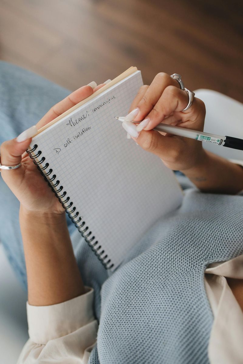 Writing Things Down Instead of Relying on Memory