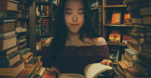 If You Truly Want to Know Someone, Ask These 7 Questions Instead of Using Dating Apps