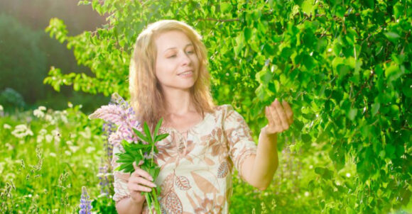 People who keep their personal lives offline often share these 10 traits
