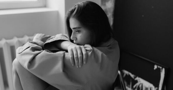 These 13 Signs Reveal You’re Not Ready for Love