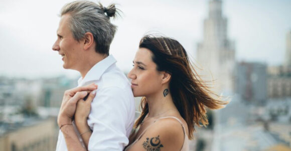 When a man is about to leave, these 12 things tend to happen