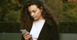 When a Woman Is Truly in Love, Psychology Says She May Ignore These 13 Things