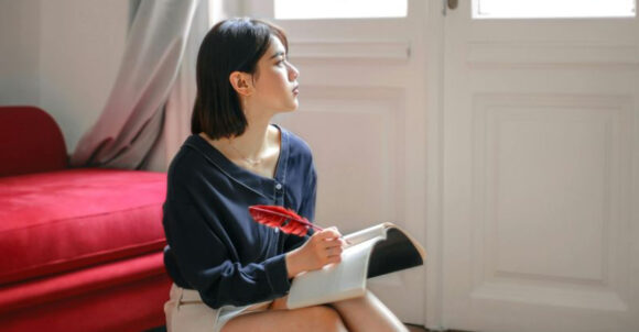 13 Quiet Advantages Introverts Hold Over Extroverts
