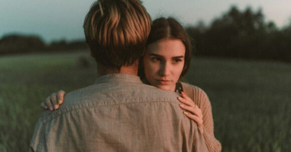 7 Toxic Ways Dry Begging Hurts Your Relationships