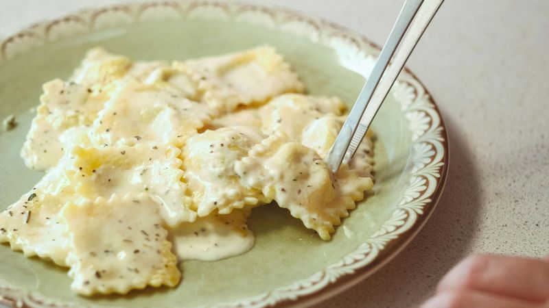 Garlic Butter Ravioli Bake