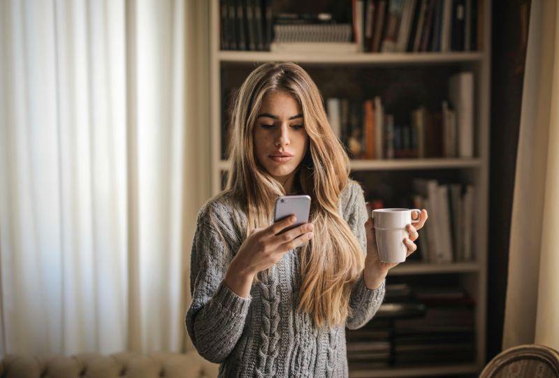 Ignoring Texts Yet Staying Desirable