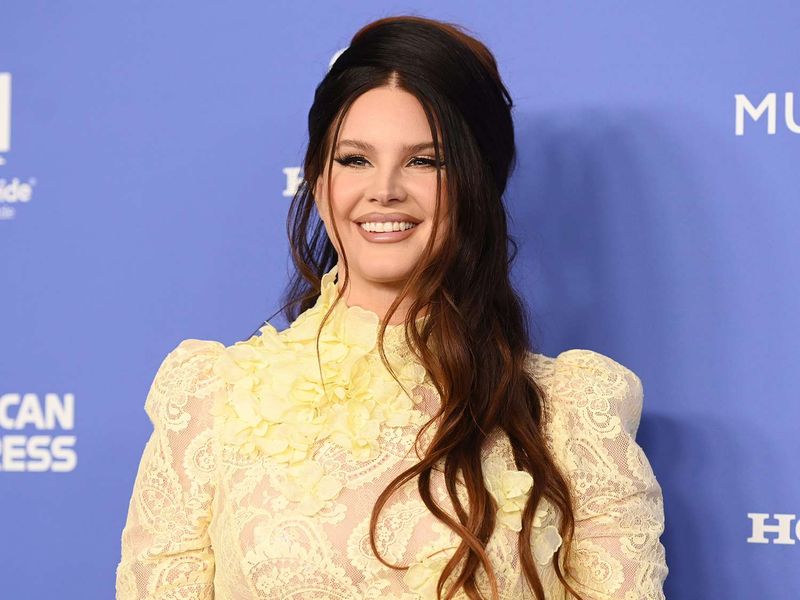 Lana Del Rey — 2012 Saturday Night Live Debut