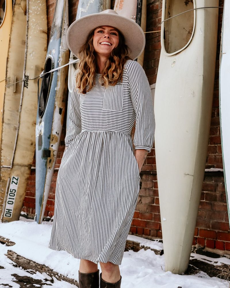 MEROKEETY T-Shirt Midi Dress