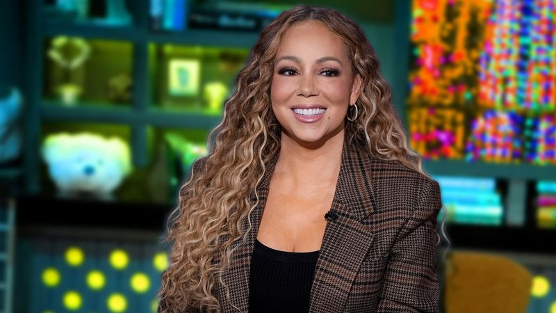 Mariah Carey — 2016 New Year's Eve Performance Disaster