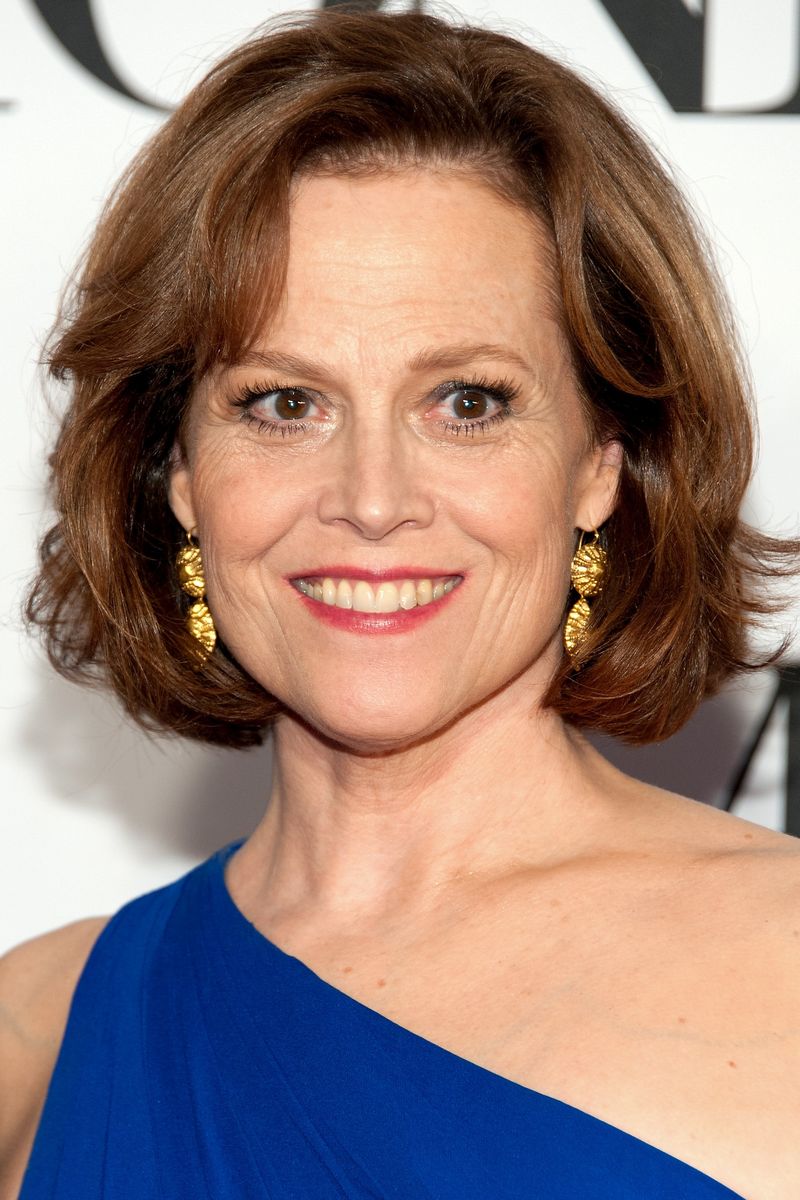 Sigourney Weaver — Ellen Ripley (Alien 3)