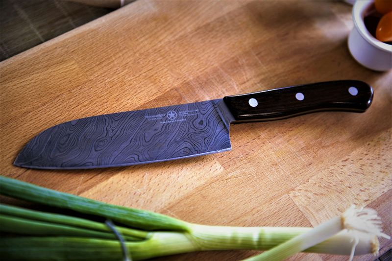 Using dull knives