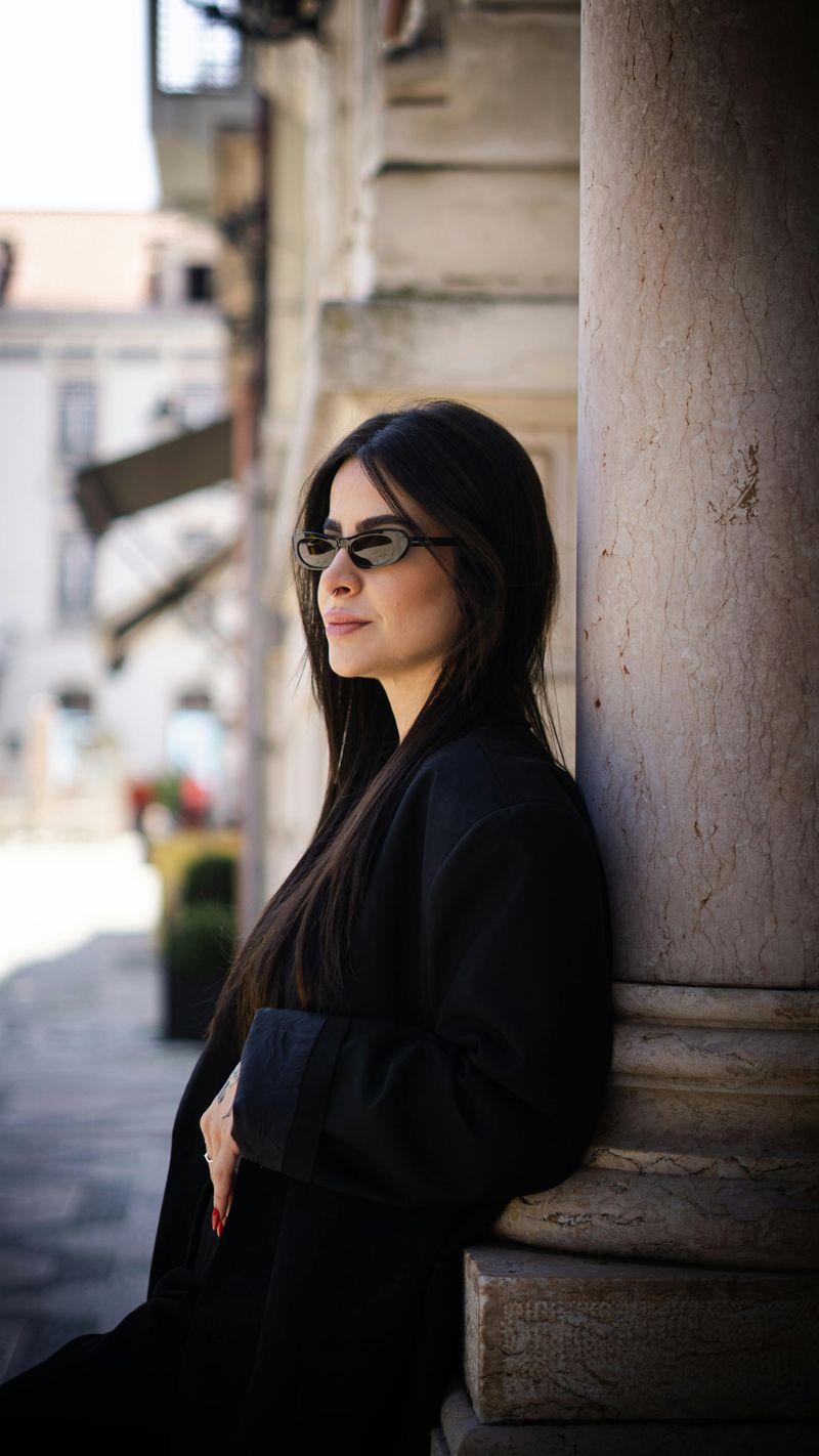 Wear Monochrome Outfits