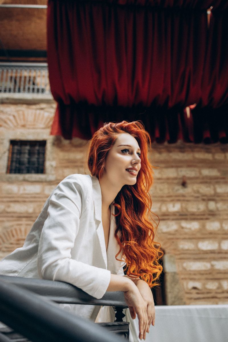 Auburn Hair: Creative and Charismatic