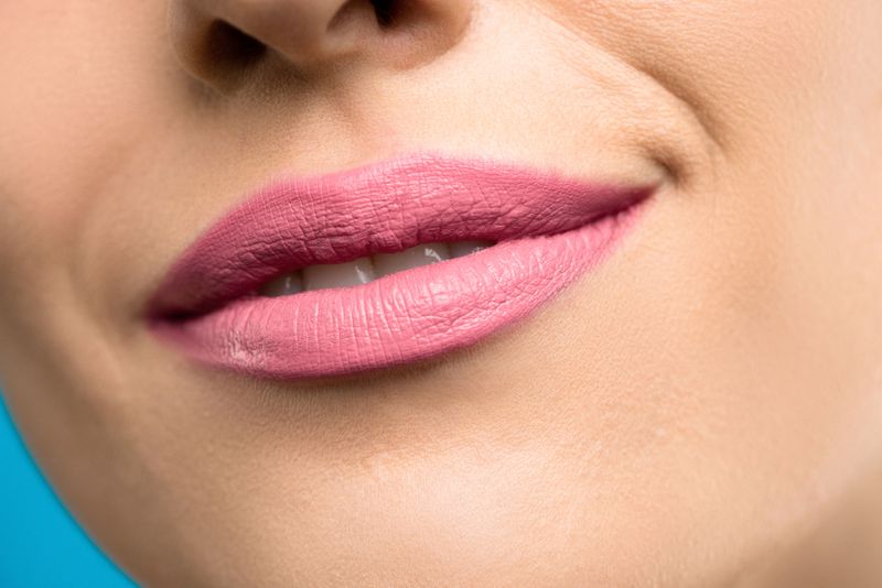 Blur Fine Lines Around the Mouth